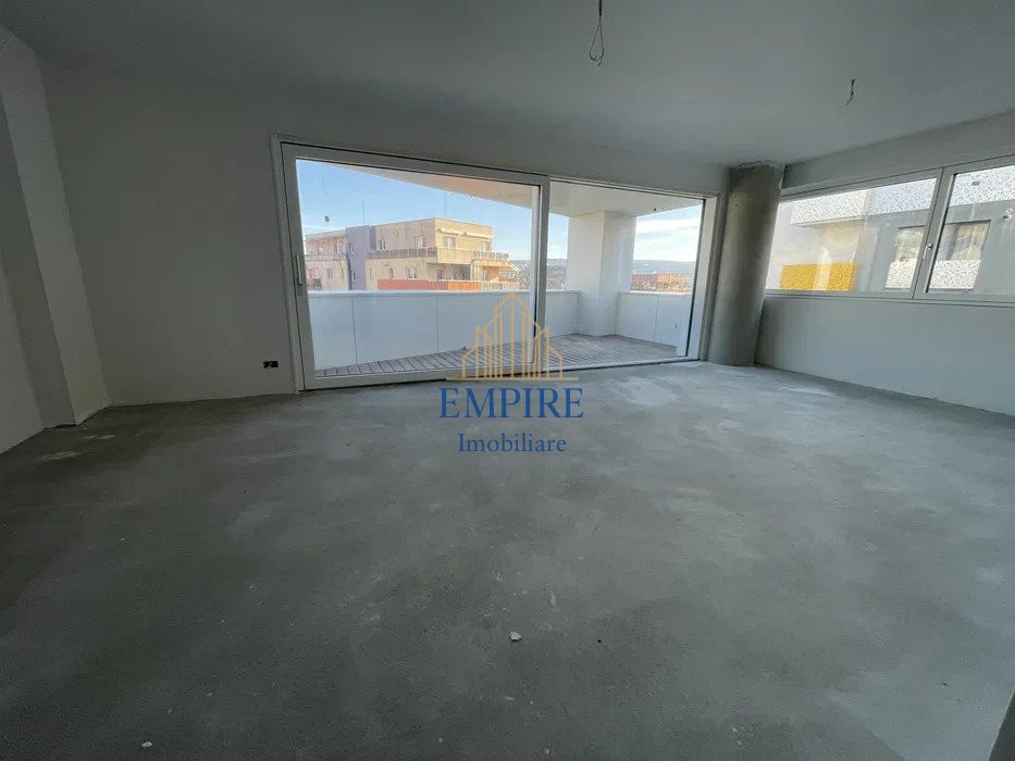 COMISION 0% Apartament 3 camere, ansamblu nou, zona Taietura Turcului