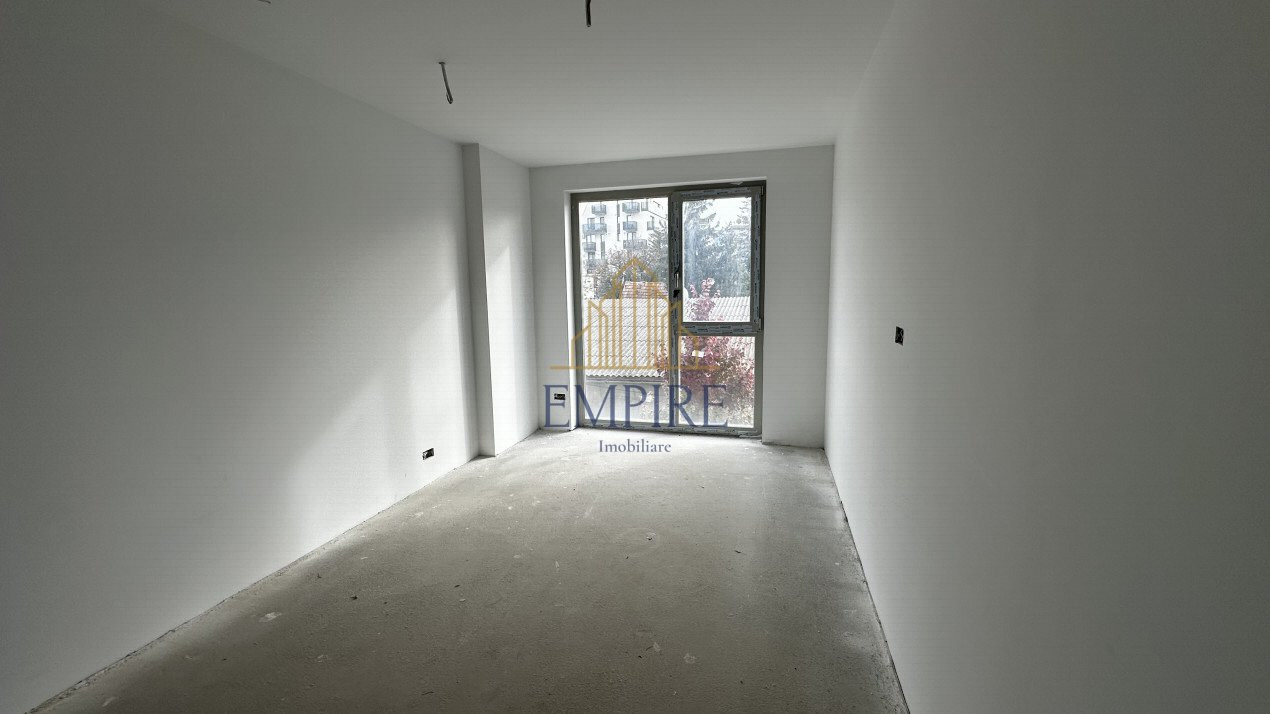 Apartament 2 camere open space, curte comuna, zona Str. Teodor Mihali