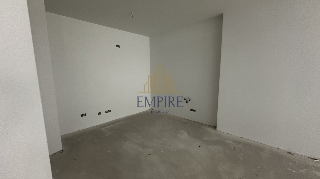 Apartament 2 camere open space, curte comuna, zona Str. Teodor Mihali