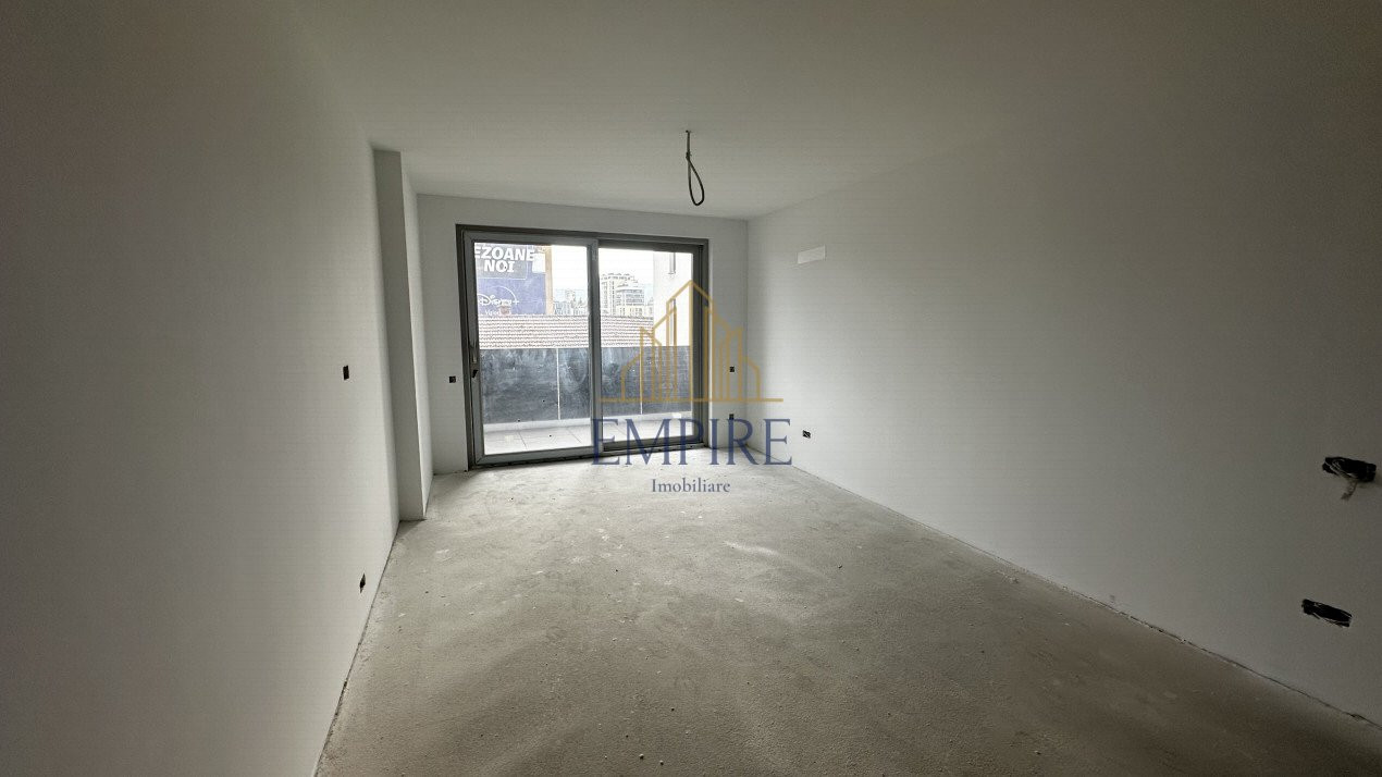 Apartament 2 camere open space, curte comuna, zona Str. Teodor Mihali