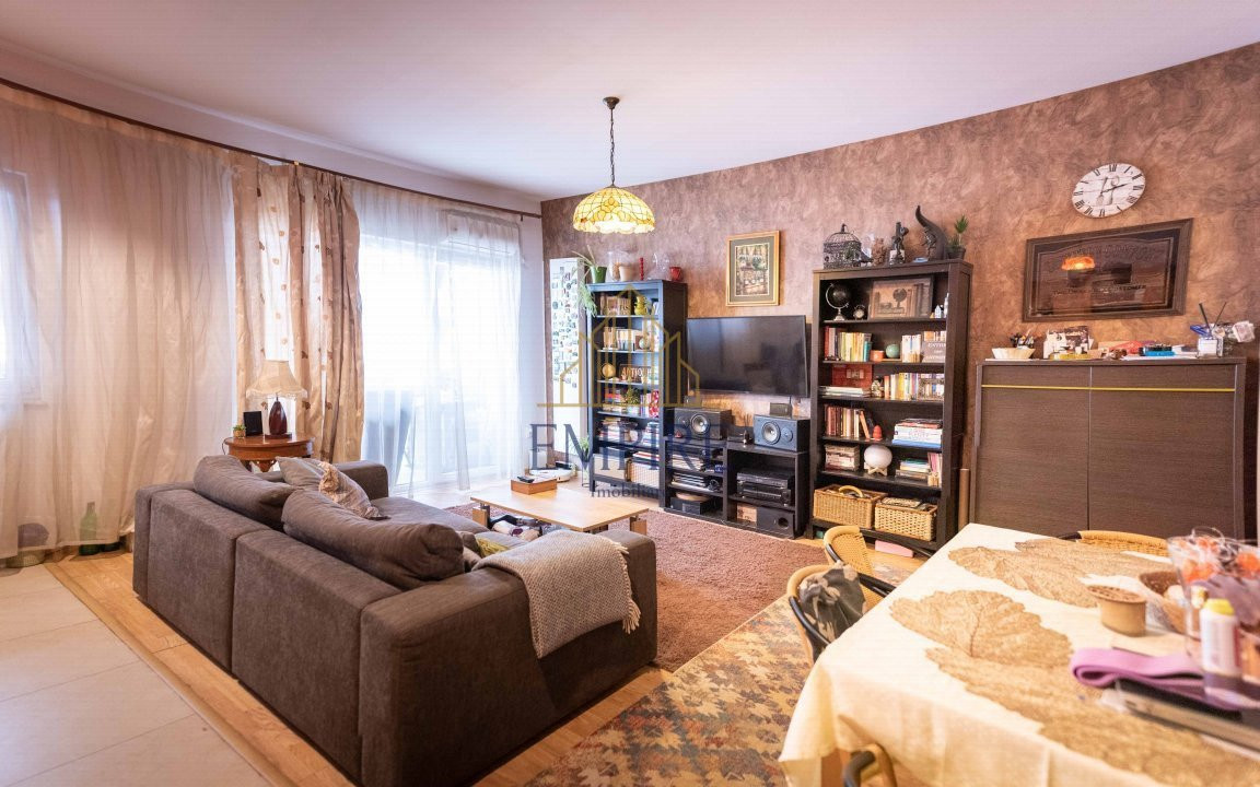 Apartament 2 camere de vanzare, zona Bonjour Residence