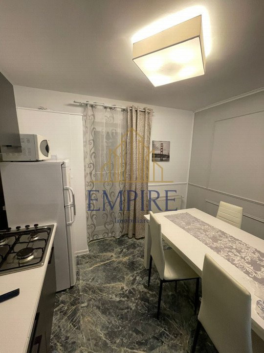 Apartament 2 camere decomandate, etaj intermediar, zona Str. Primaverii 