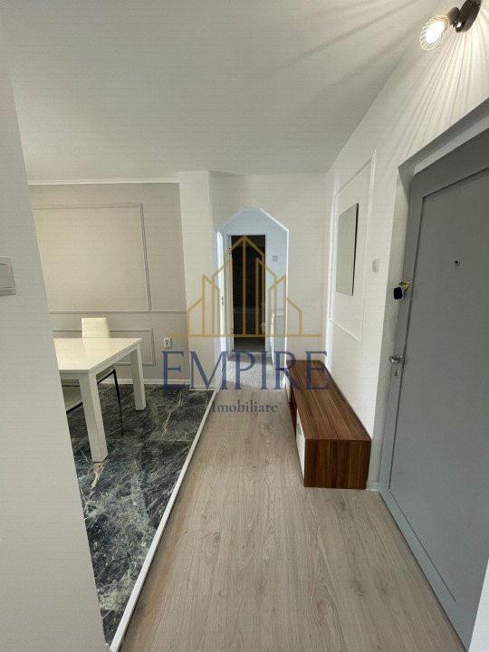 Apartament 2 camere decomandate, etaj intermediar, zona Str. Primaverii 