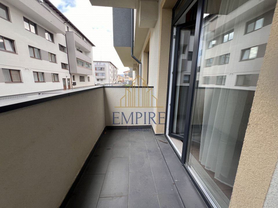 Apartament 3 camere de vanzare, zona Str. Porii