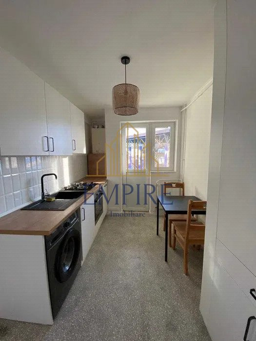 Apartament 2 camere de inchiriat, zona Iulius Mall