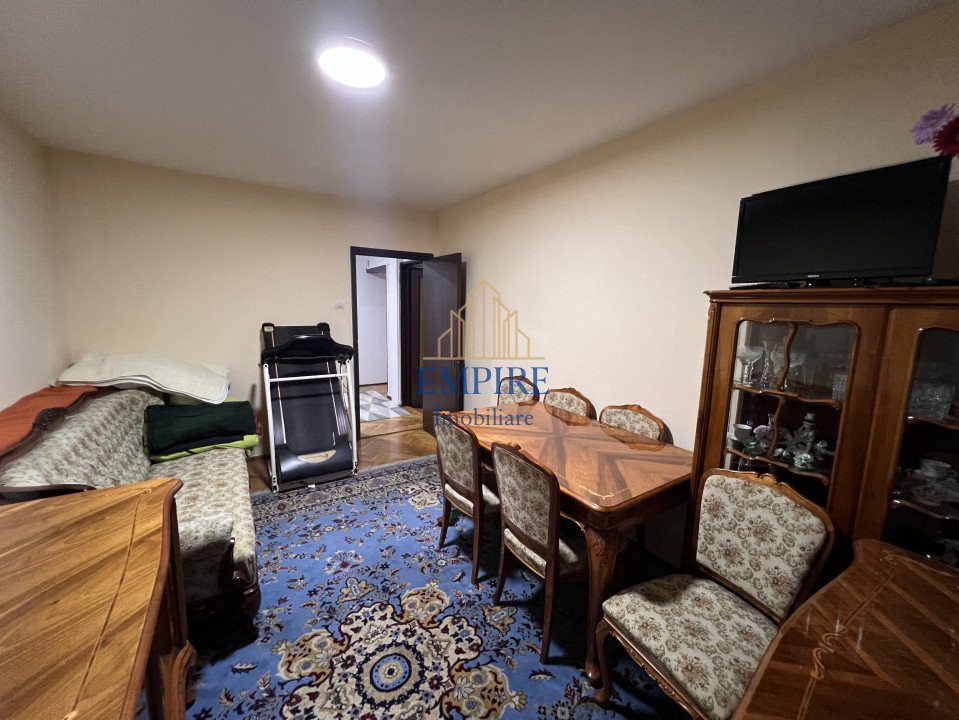 Apartament 4 camere de vanzare, zona Gradini Manastur