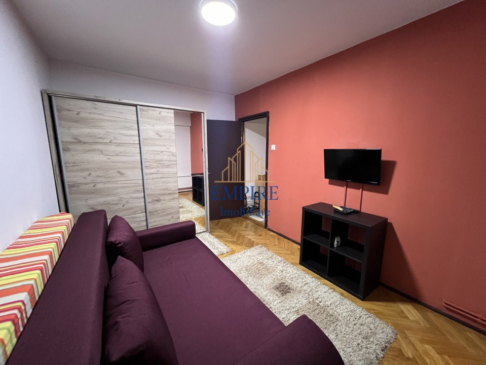 Apartament 4 camere de vanzare, zona Gradini Manastur