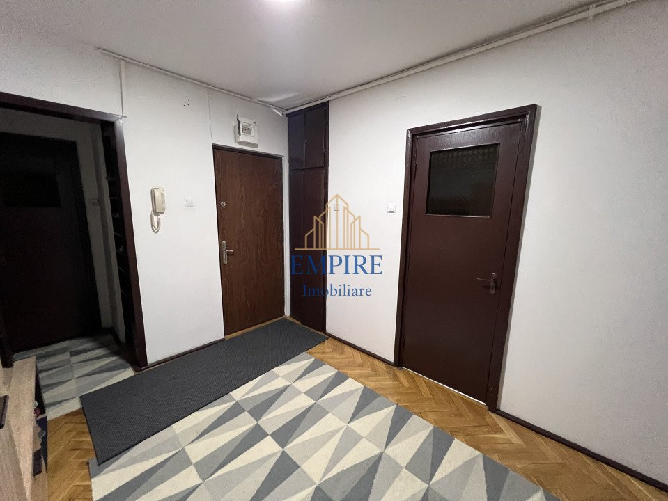 Apartament 4 camere de vanzare, zona Gradini Manastur