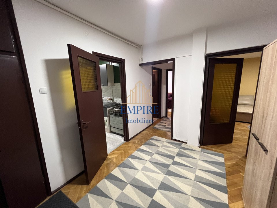 Apartament 4 camere de vanzare, zona Gradini Manastur