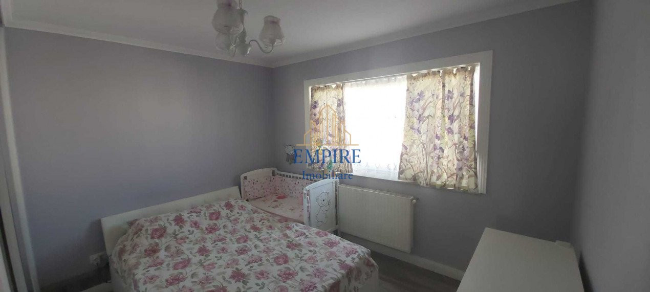 Apartament 2 camere de vanzare, zona Intre Lacuri